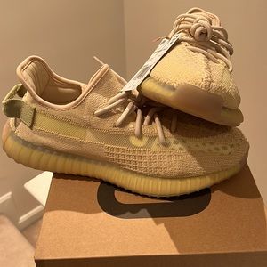 Brand new Yeezy 350 Flax